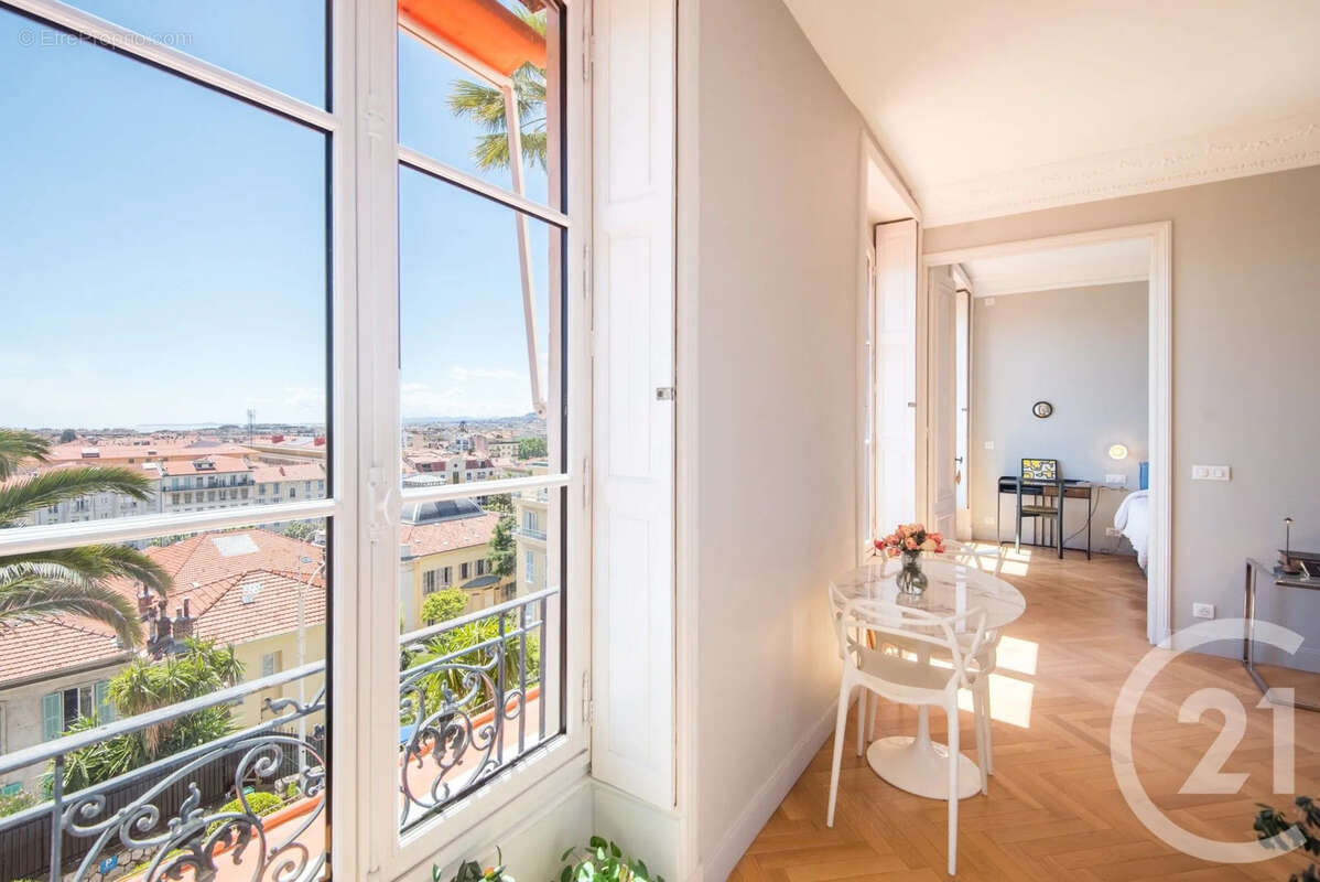 Appartement à NICE
