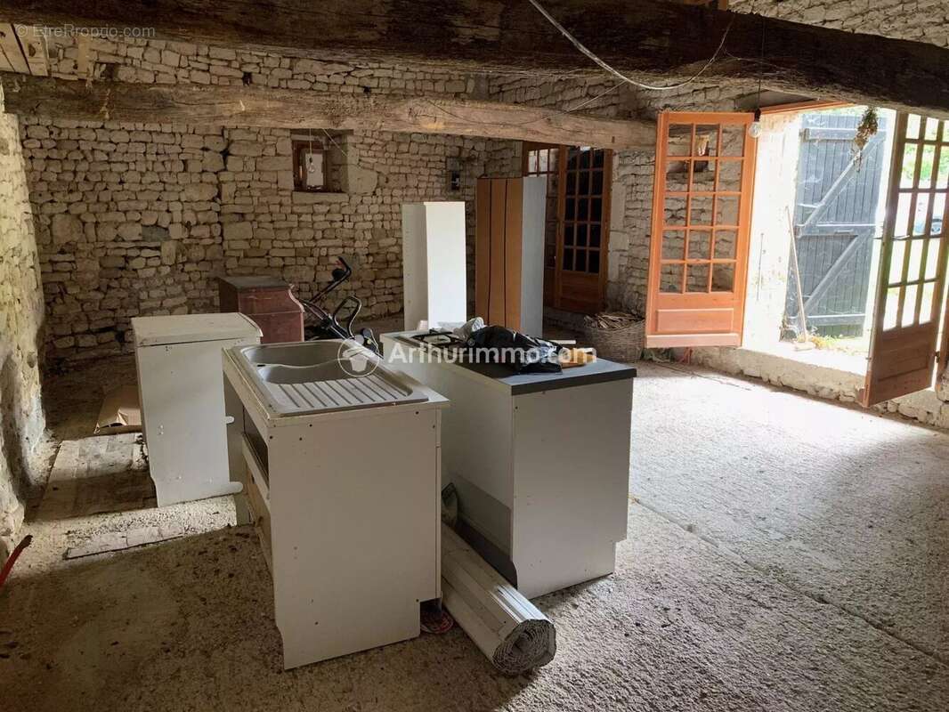 Maison à LA VILLEDIEU