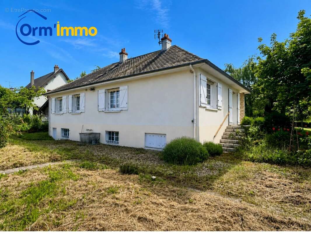 Maison à ORMES