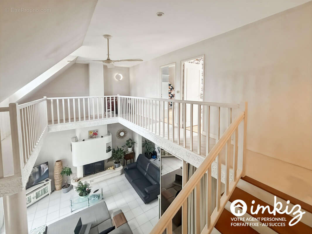 Maison de charme 154 m2 - 7 pièces - 5 chambres - photo 6