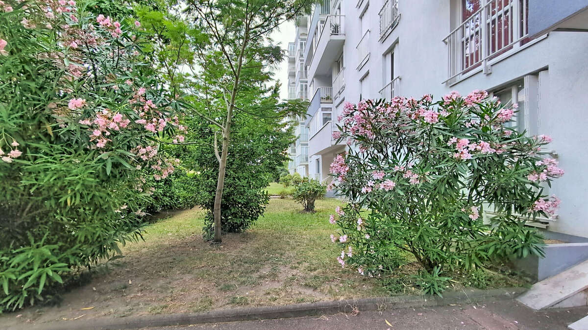 Appartement à COLOMBES