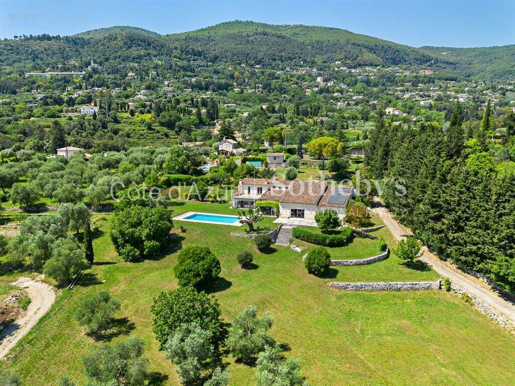 Maison à GRASSE