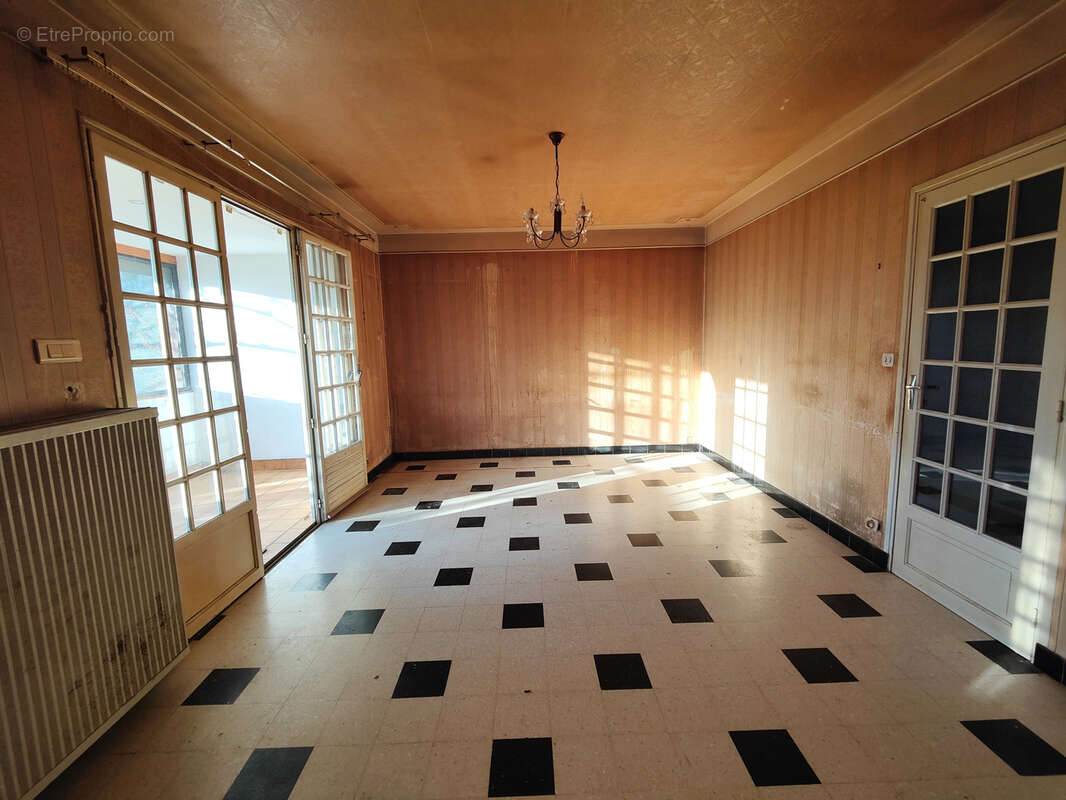 Maison à BUSSY-EN-OTHE