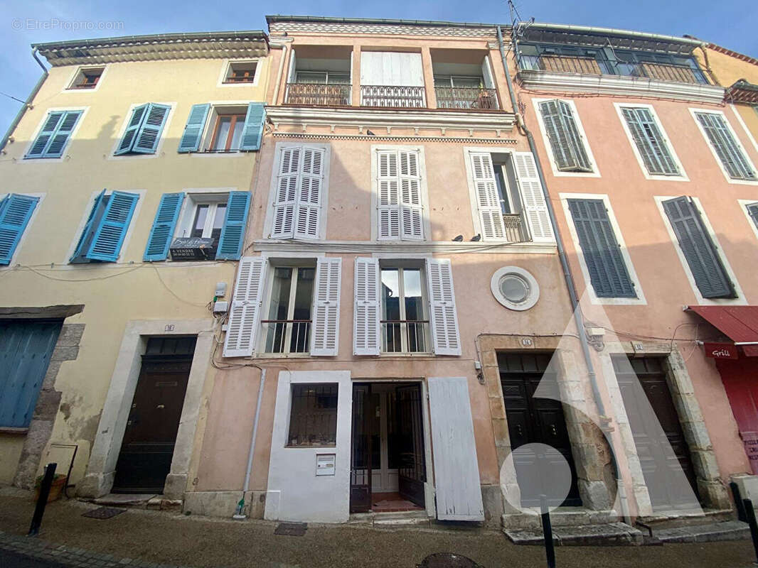 Appartement à LORGUES