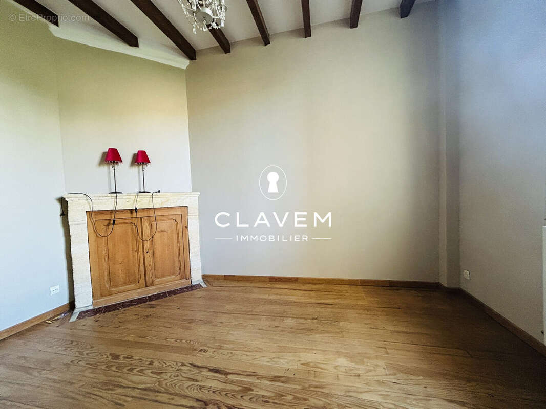 Maison 148 m² à Cavignac  - photo 8