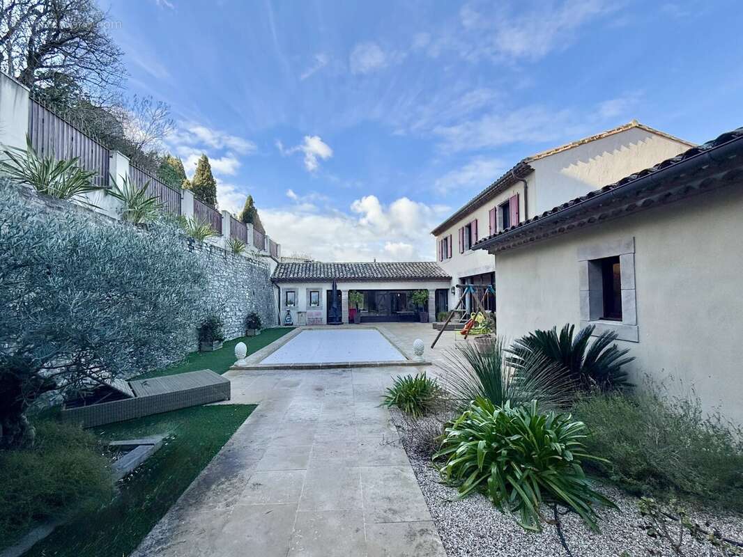 Maison à CARCASSONNE