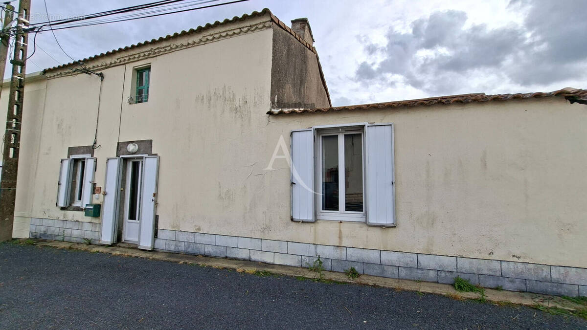 Maison à AIZENAY