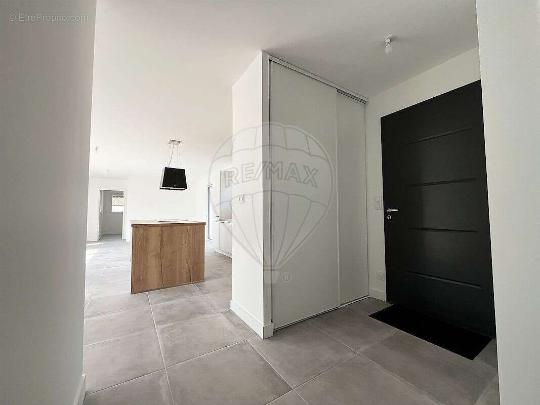 Maison à LES MATHES