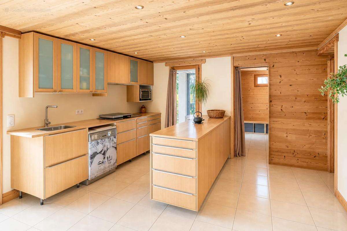 Maison de 6 pièces de 180 m² à Beaufort - photo 14