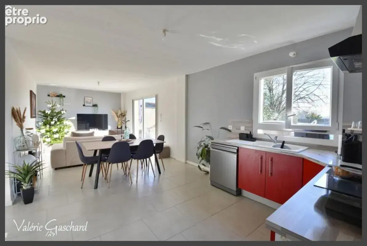 Immeuble  3 logements à vendre Proche de COUTRAS (33) rendement net 7% - photo 2
