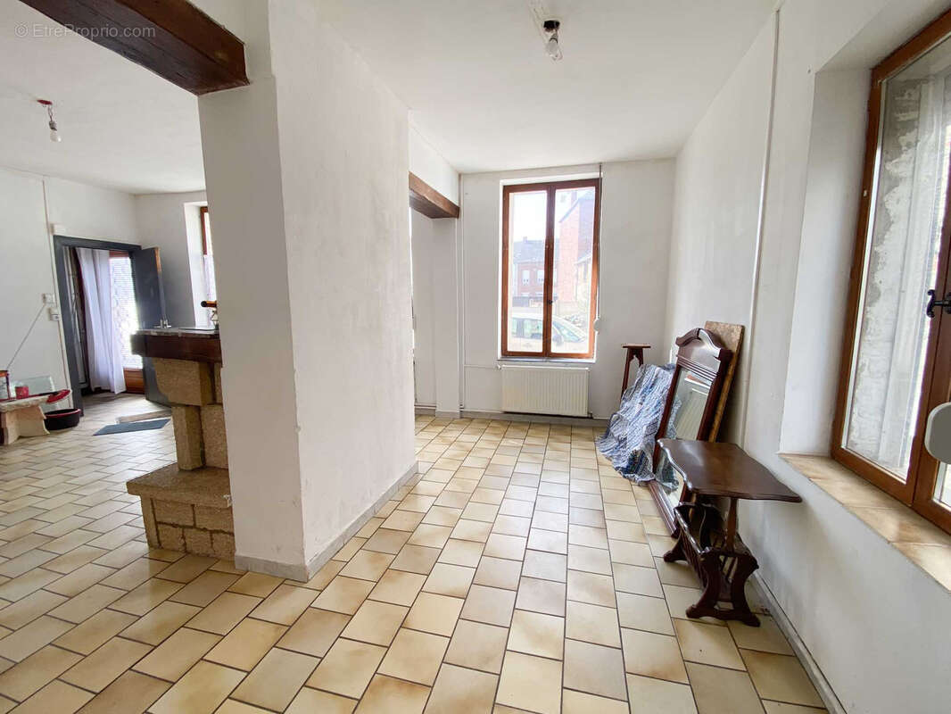 Maison robuste en brique - photo 10