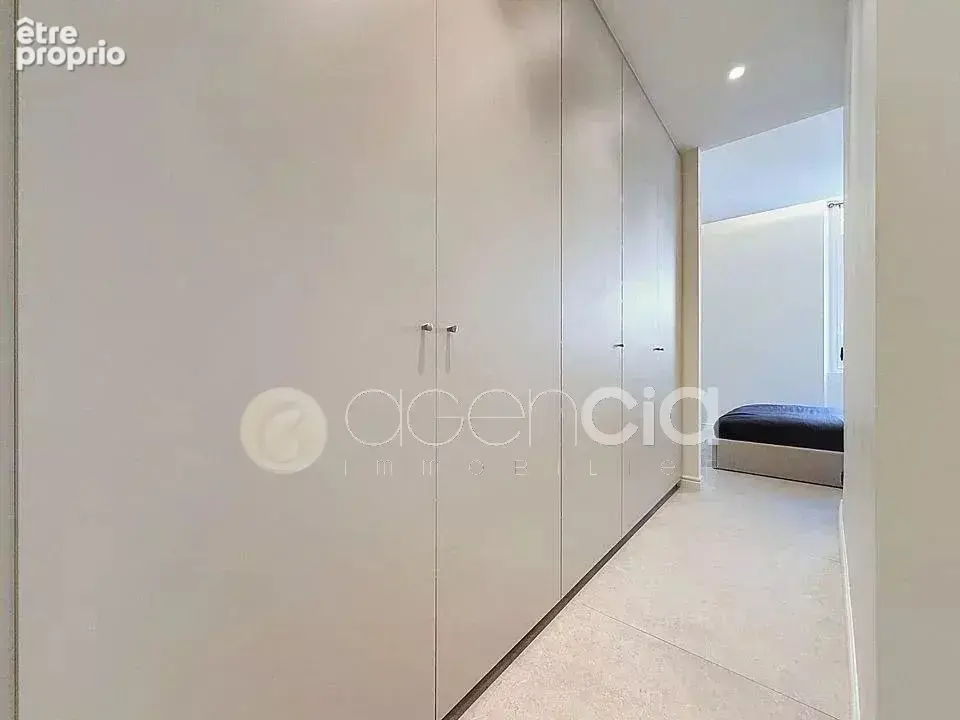 Cannes centre croisette  t3  96 m2  neuf  vue palais - photo 7
