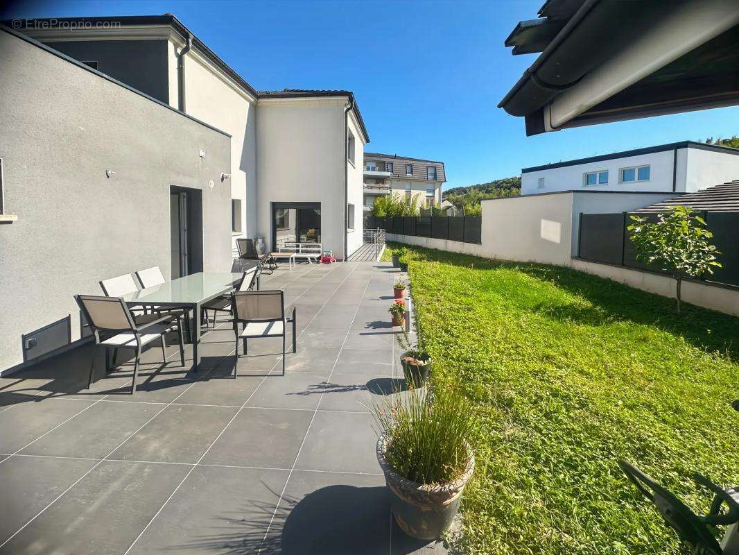Maison à AMNEVILLE