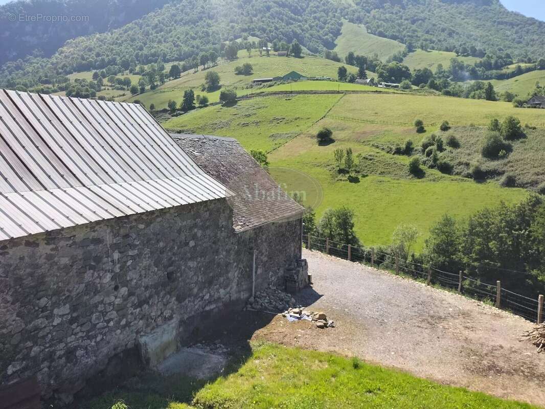 Maison à LOURDIOS-ICHERE