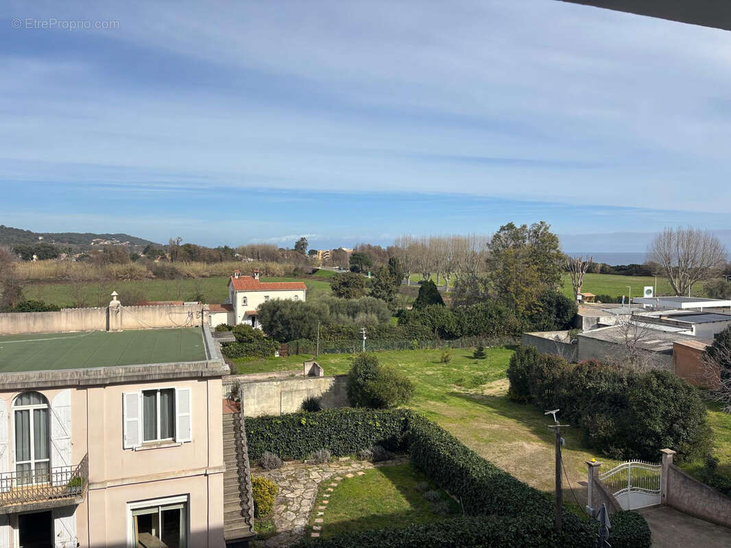 Appartement à SAN-NICOLAO