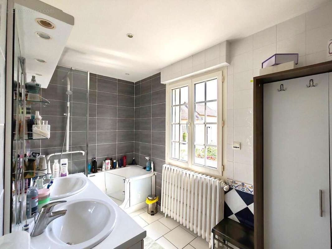 Photo 7 - Maison à BAUGE