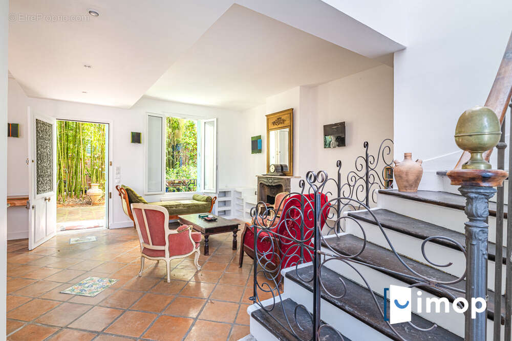 Belle maison avec extérieur - photo 4