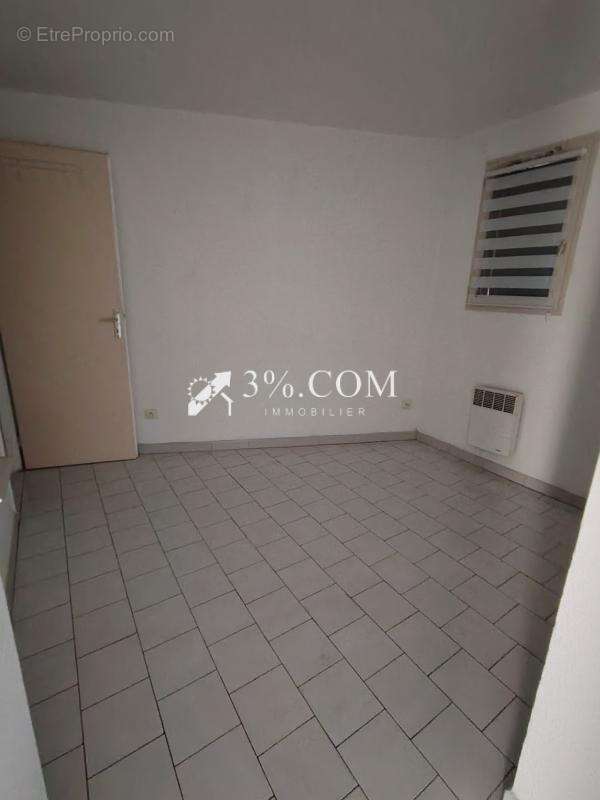 Appartement à COGOLIN