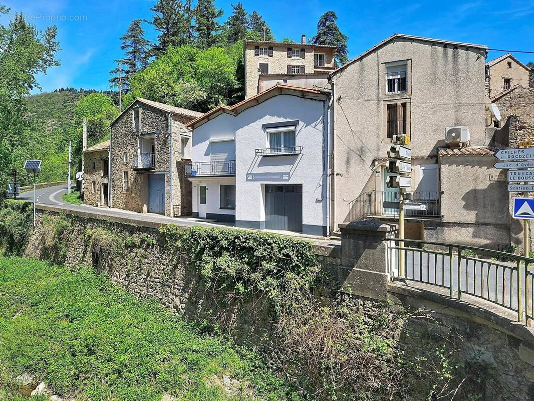 Photo 1 - Maison à AVENE