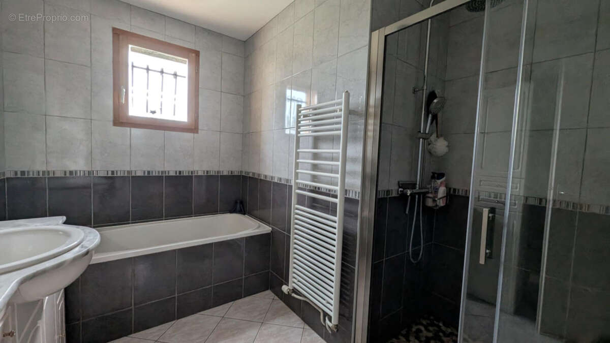 Maison à LA FRENAYE