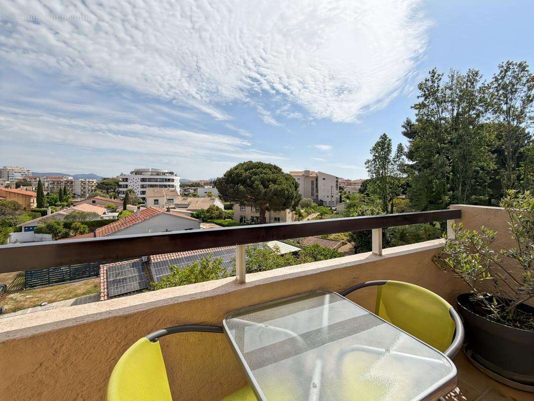 Appartement à FREJUS
