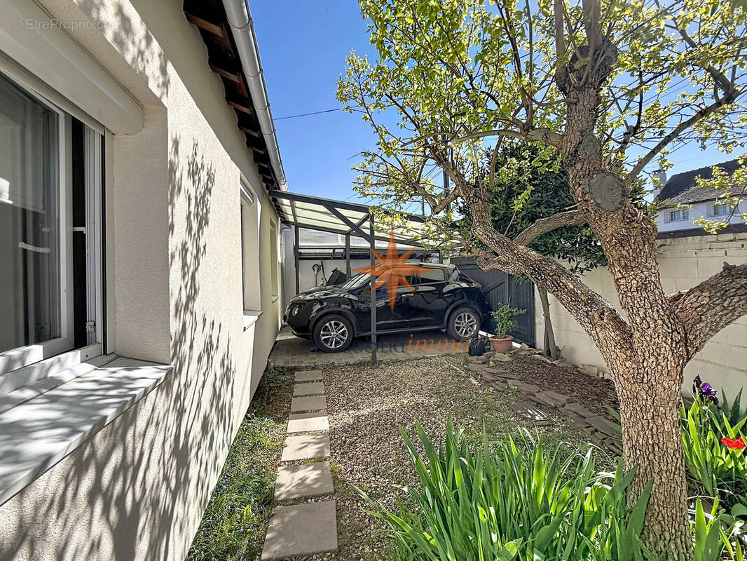 Maison à TREMBLAY-EN-FRANCE