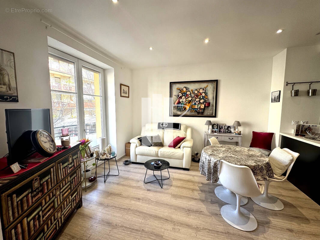 Appartement à SAINT-RAPHAEL