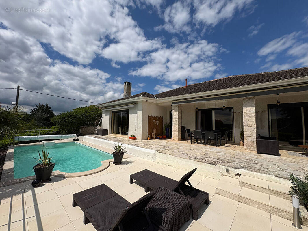 Maison à FIGEAC