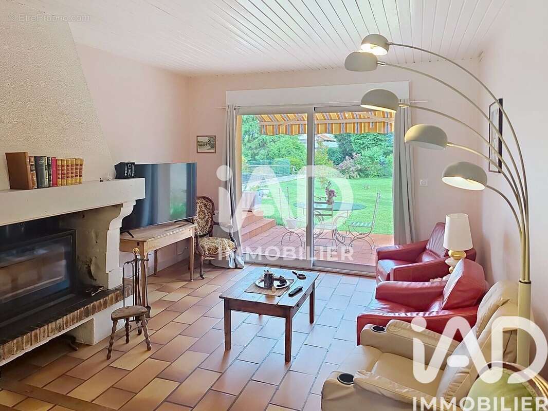 Maison 216 m² à Thenezay  - photo 5