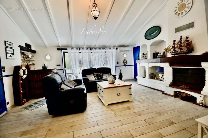 Maison en pierre de 155m2 - 4 chambres - à BIRAC SUR TREC (47) - photo 29
