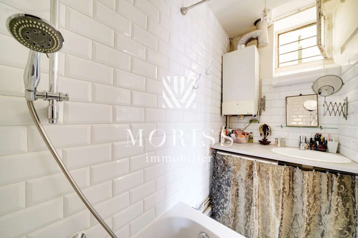 Studio - rue andre antoine - 75018 paris - photo 9