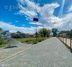 Terrain à AMBARES-ET-LAGRAVE