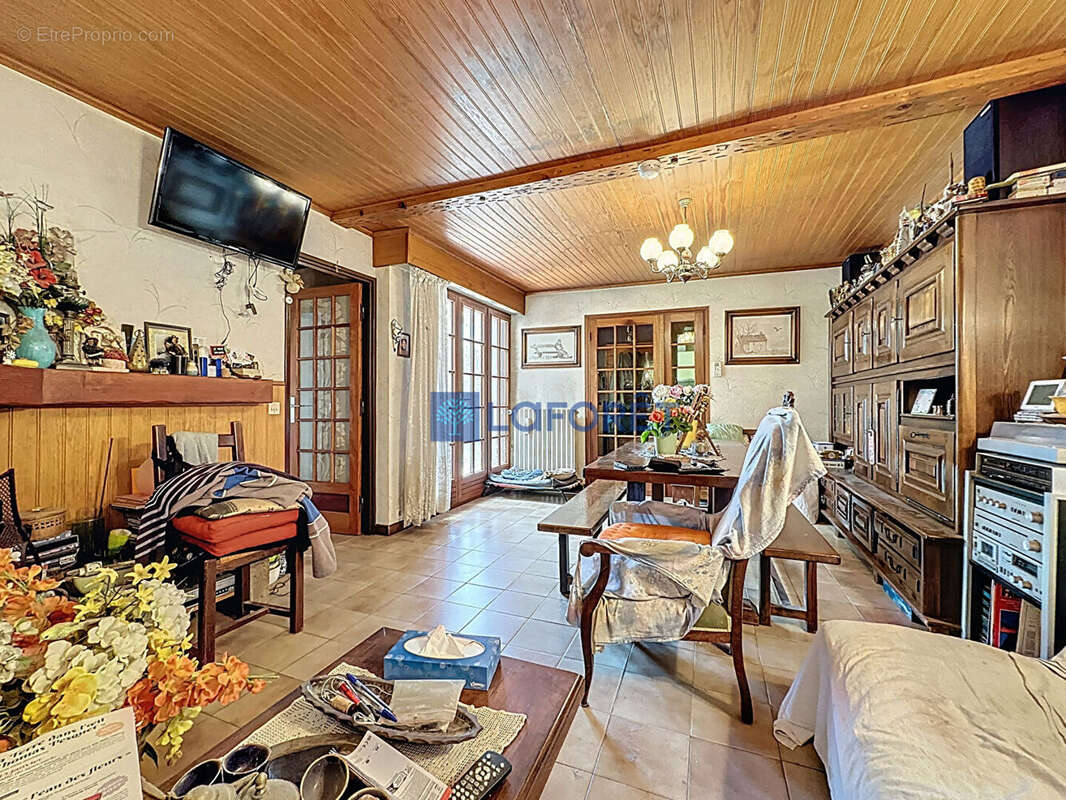 Maison à SAVIGNY-SUR-ORGE