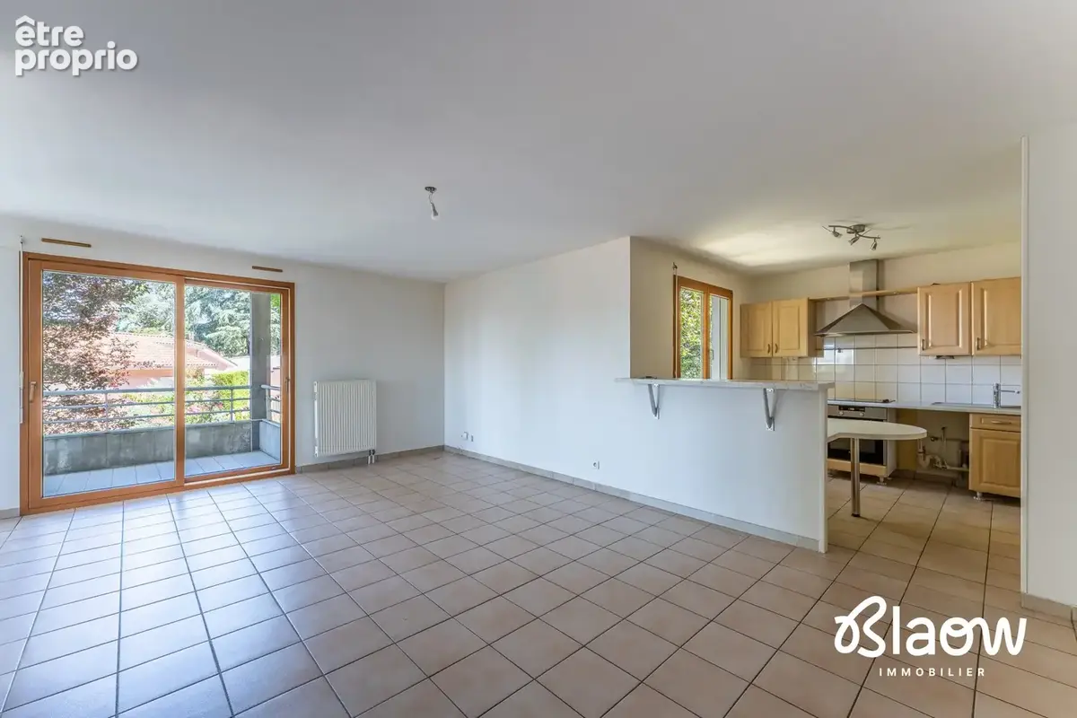 Appartement 91 m² à Genas  - photo 2