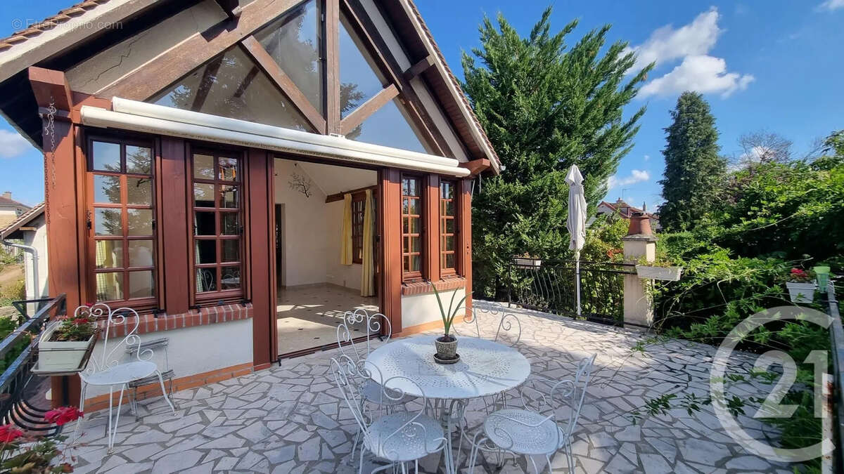 Maison à AVERMES