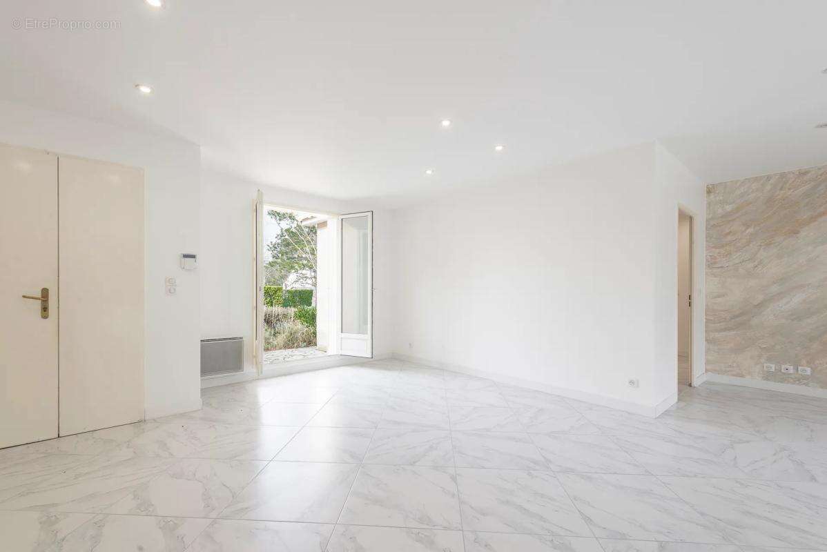 Maison à CLAYE-SOUILLY