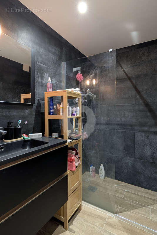 Studio loue a vendre au coeur de la varenne - photo 6