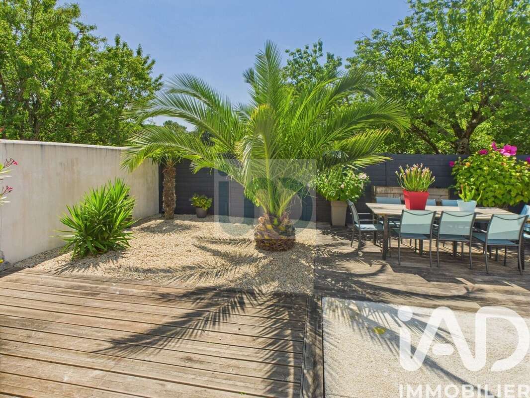 Photo 2 - Maison à LA FLOTTE