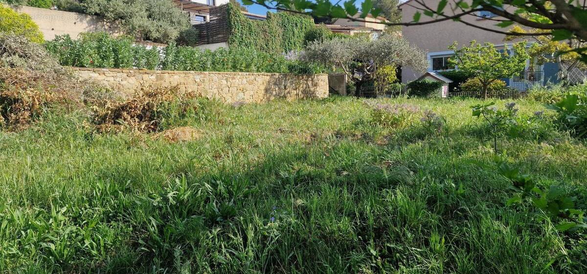 Terrain à LA SEYNE-SUR-MER