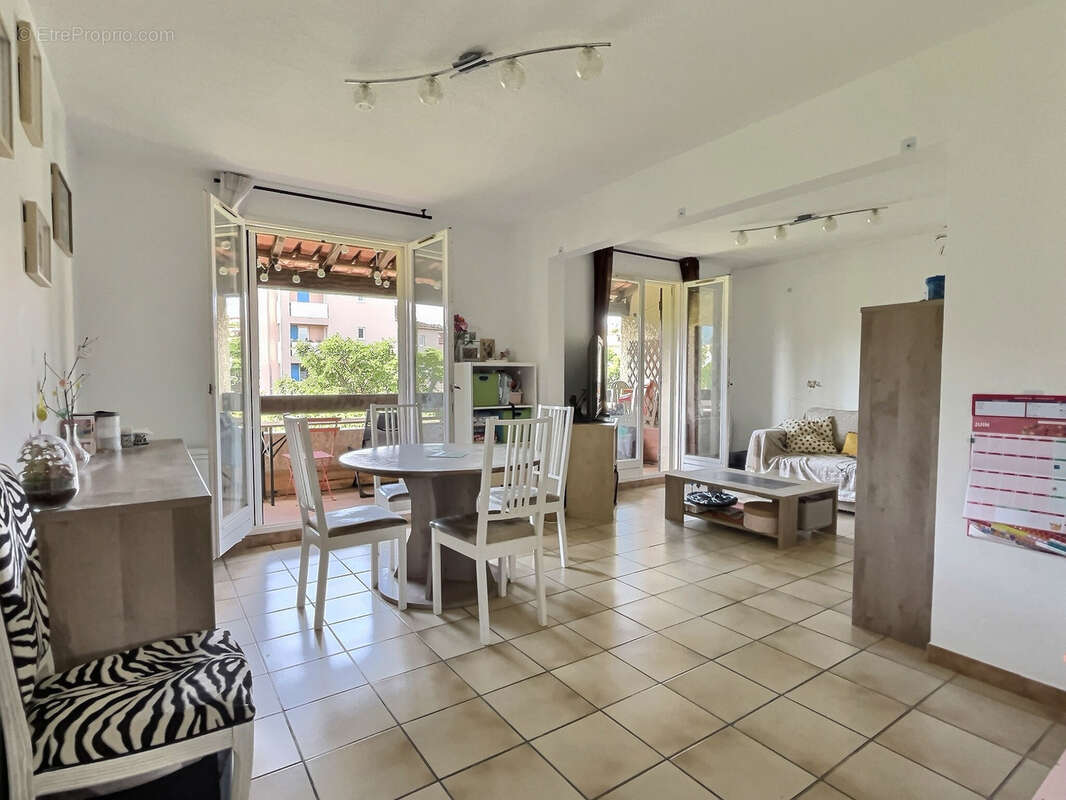 Appartement à LE PRADET