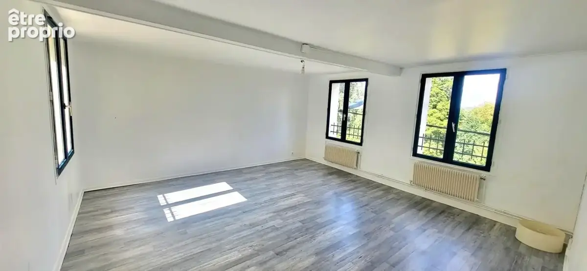 Elbeuf proche Seine : Appt 80 m² avec jardin 80 m², 2 CH et PK intérieurs ... Prix attractif ! - photo 2