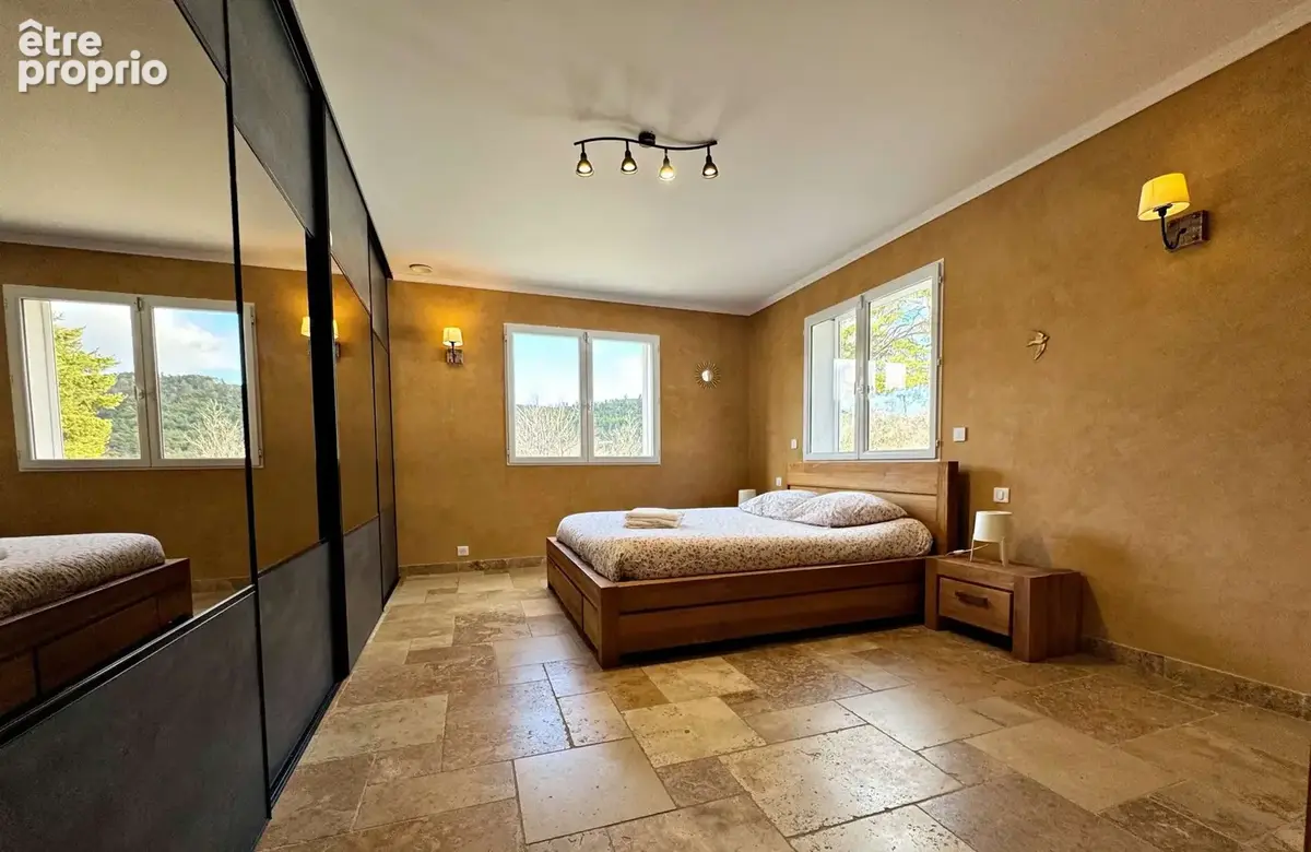 Maison 6 pièces 173 m² à vendre à Peyroules (04120) - photo 5