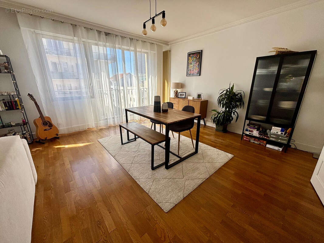 Appartement à LYON-6E