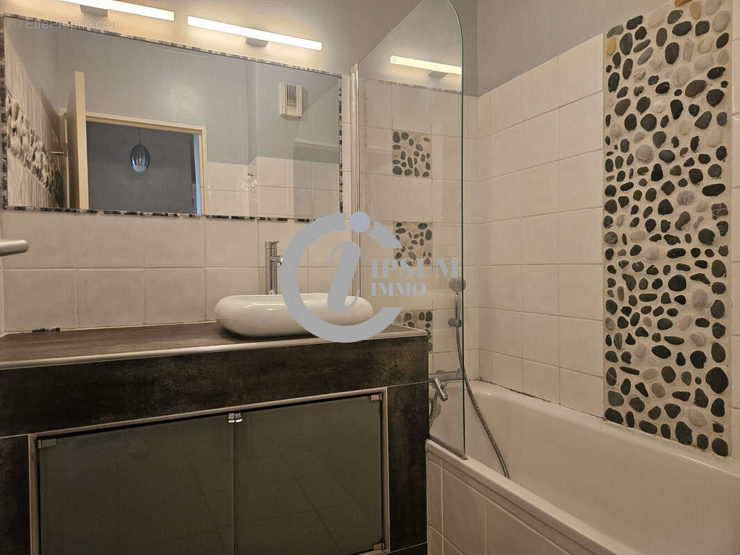 Appartement à VILLENEUVE-LES-MAGUELONE
