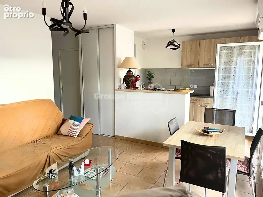 T2 de 44m² climatisé et traversant + 2 places de parkings privatives dans une copropriété prisée - photo 12