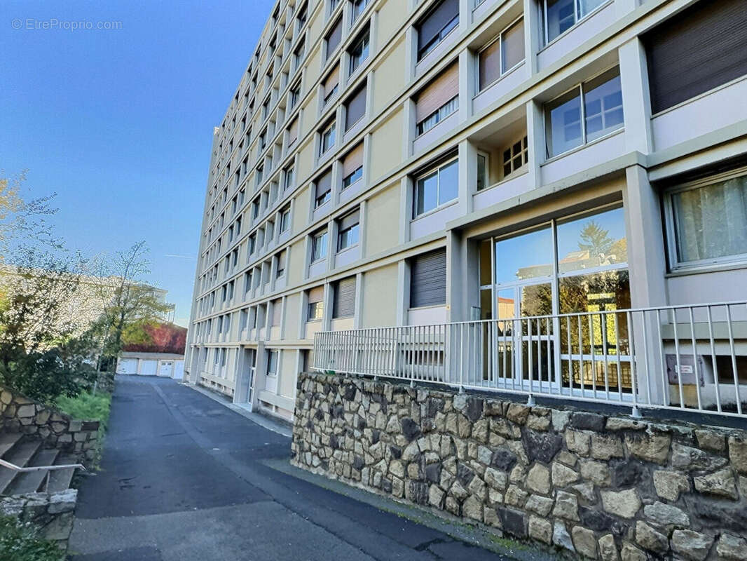 Appartement à CHAMALIERES