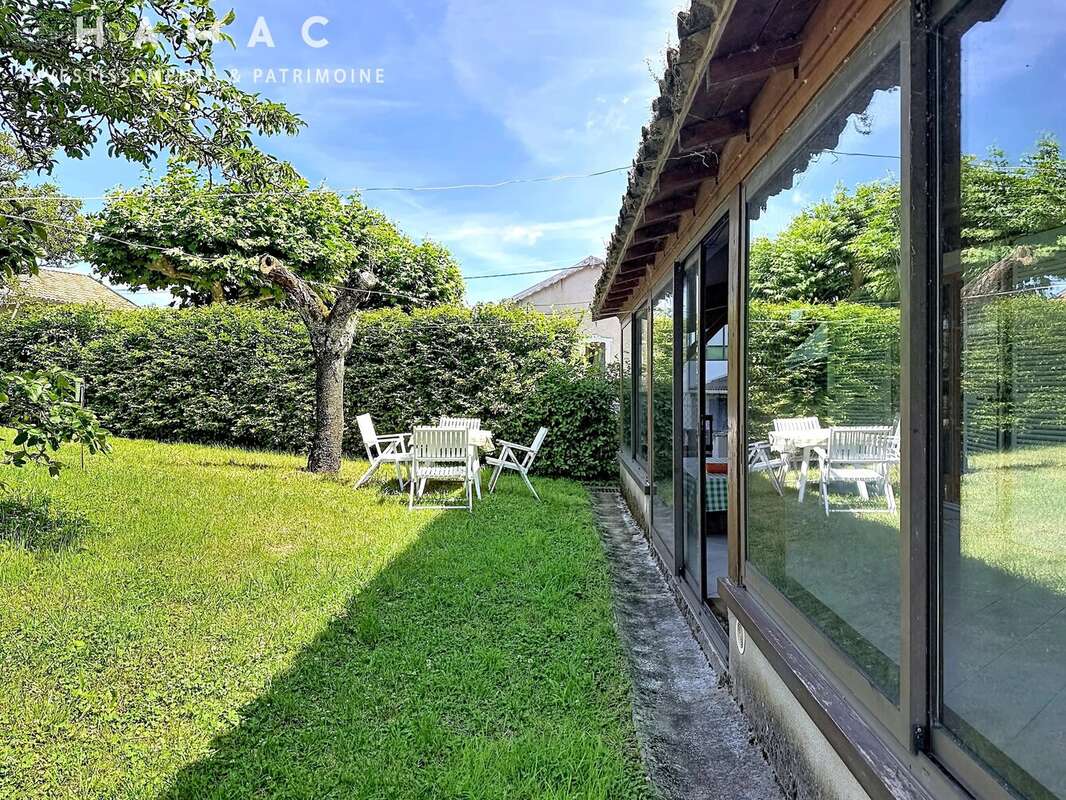 Maison de Village de 181 m2 avec jardin - photo 3