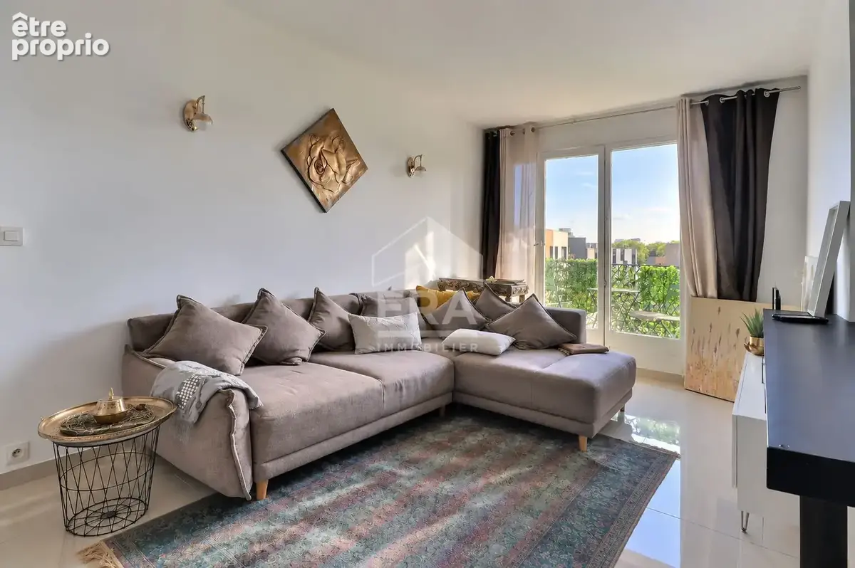 Appartement Saint Denis 3 pièces 56.88 m2 - photo 2