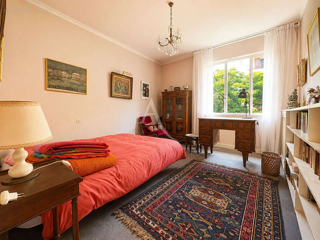 Appartement à FONTENAY-SOUS-BOIS