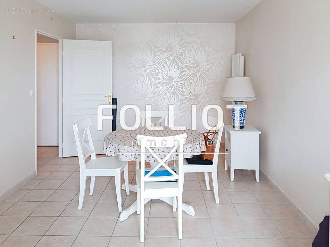 Appartement à COURSEULLES-SUR-MER